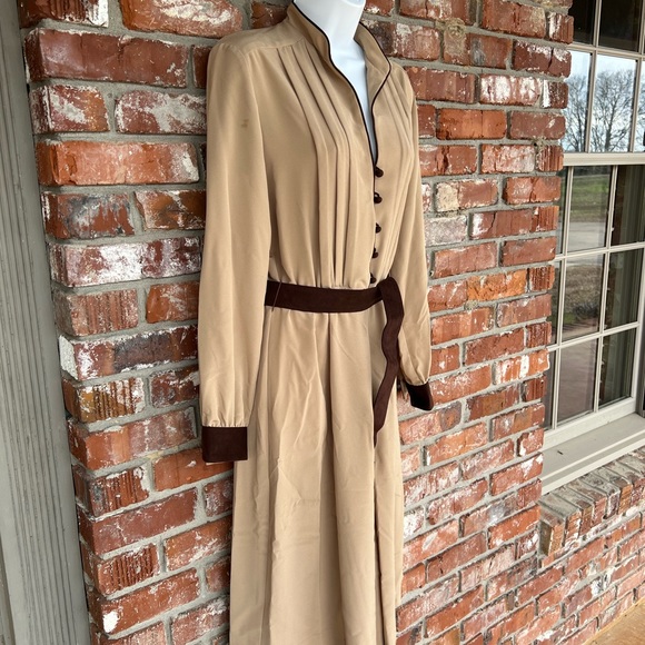 Vintage Adolph Schuman for Lilli Ann tan and brown belted dress size M - Picture 4 of 9